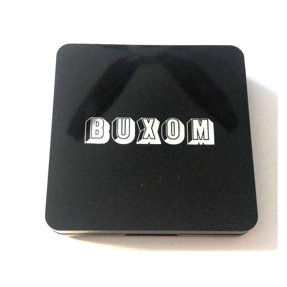 Buxom bronzer